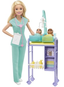 Barbie GKH23 doll