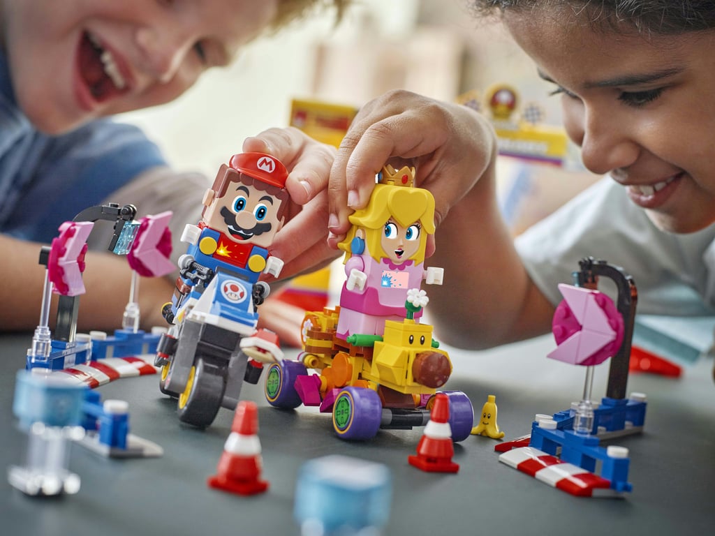 LEGO Super Mario Mario Kart™ – Zestaw Baby Peach i Grand Prix