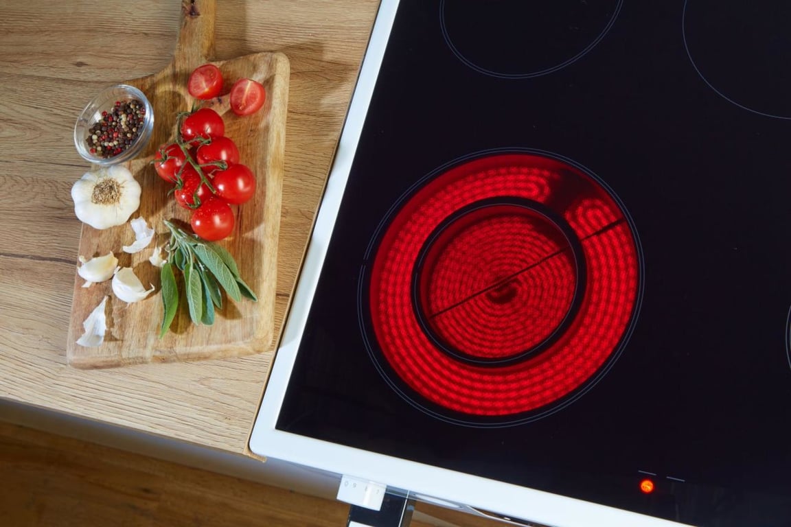 Gorenje GECS5B70CLI Kuchenka wolnostojąca Prąd elektryczny Ceramiczna Beżowy