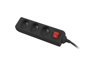 Lanberg PS1-03E-0150-BK grenuttag 1,5 m, 3 x nätuttag, för inomhusbruk, svart