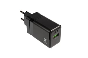 Xtorm XA020U Ladegerät für mobile Geräte, universell, schwarz, Wechselstrom, Schnellladung, intern