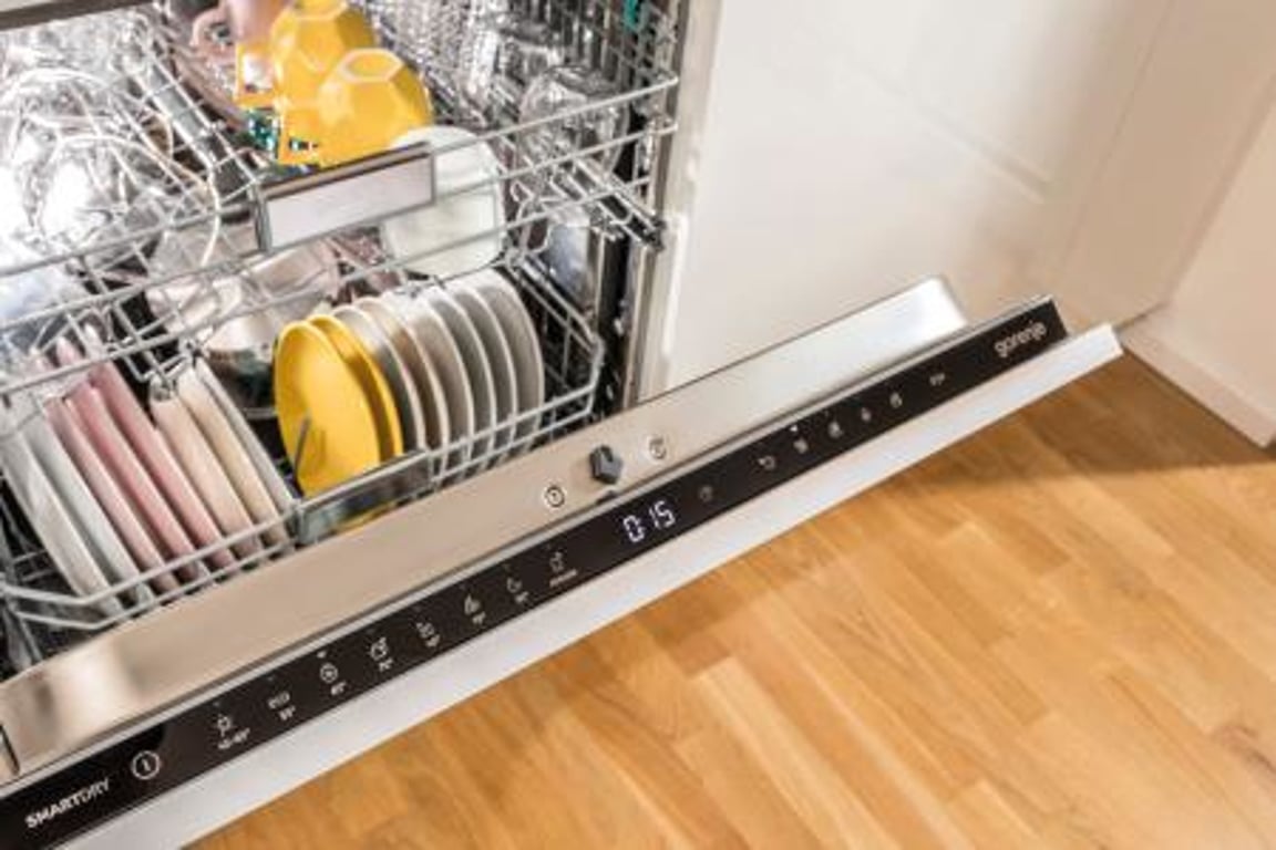 Gorenje GV643D60 zmywarka W pełni wbudowany 16 komplet.