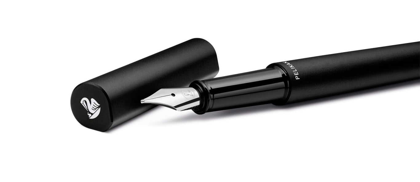 Pelikan 823593 wieczne pióro System napełniania nabojem Czarny 1 szt.