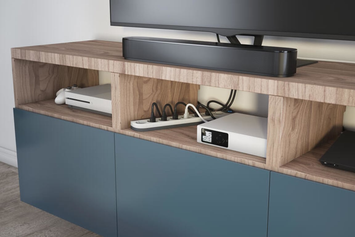 Legrand 049430 rozgałęziacz 2 m 8 x gniazdo sieciowe Wewnętrzna Czarny