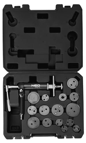 NEO tools 11-132 nyckel- och verktygssats