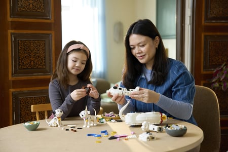 LEGO Disney 101 dalmatyńczyków — Szczeniaczki Szczęściarz i Penny