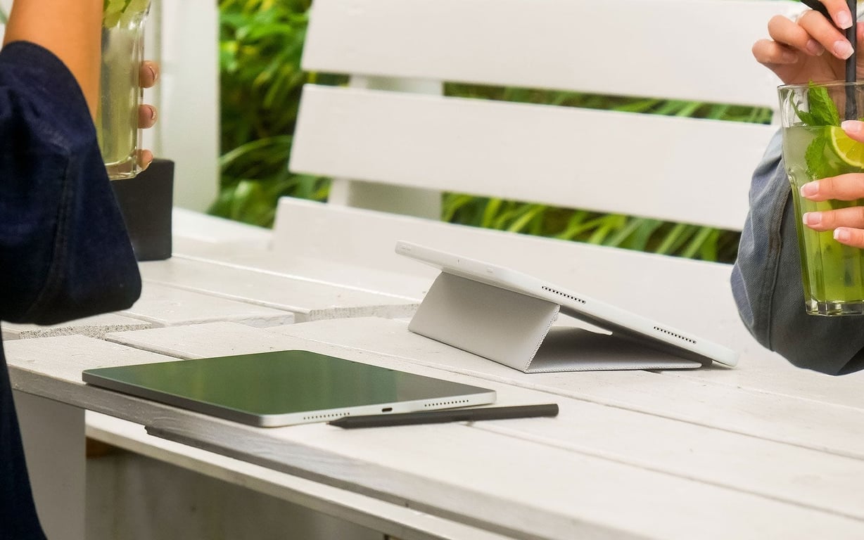 Wacom MOVINKPAD 11IN CASE WITH STAND Etui