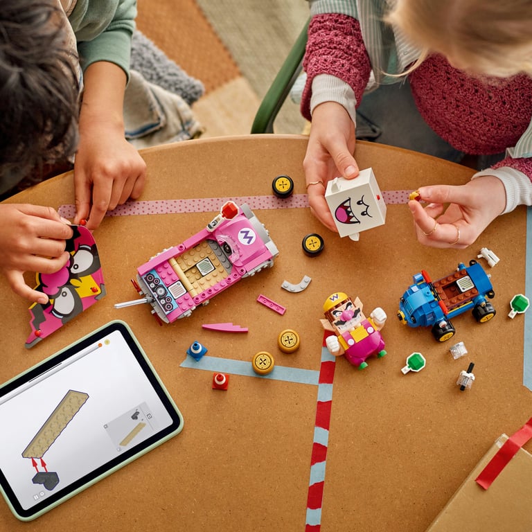 фото Блоковий конструктор LEGO Super Mario Mario Kart – Wario і King Boo (72038)