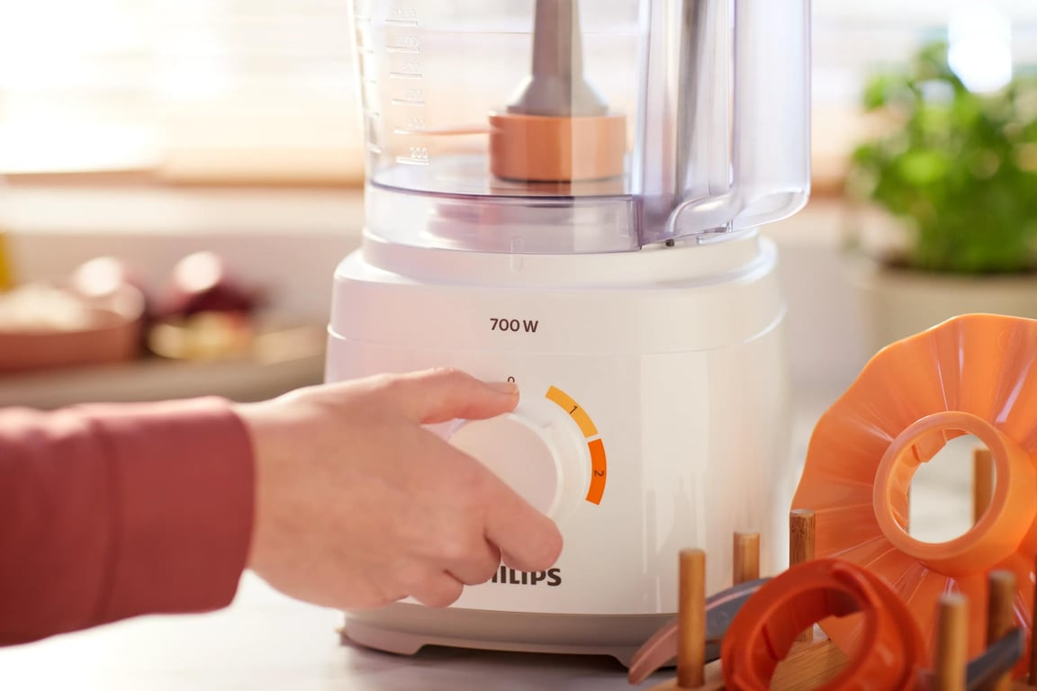 Philips Daily Collection Kompaktowy robot kuchenny 700 W z 16 funkcjami