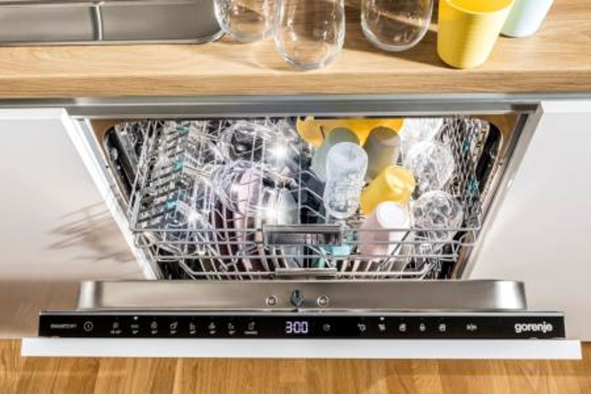Gorenje GV643D60 zmywarka W pełni wbudowany 16 komplet.