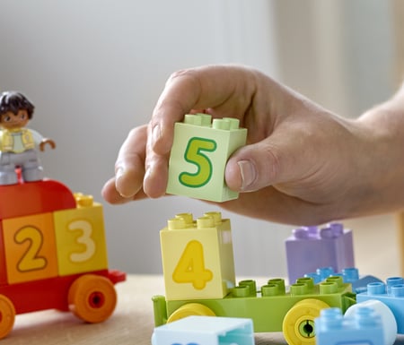 LEGO DUPLO Pociąg z cyferkami — nauka liczenia