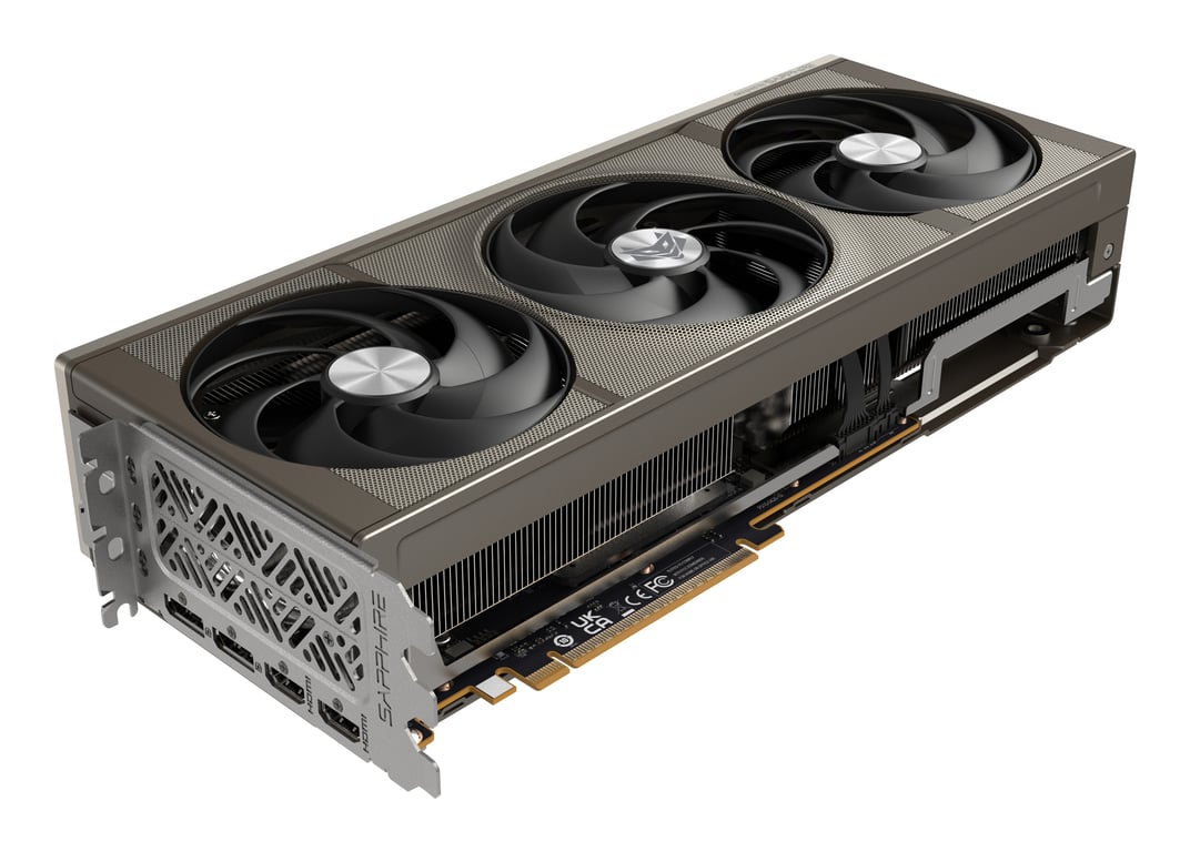 фото Відеокарта Sapphire Radeon RX 9070 16GB Nitro+ (11349-01-20G)