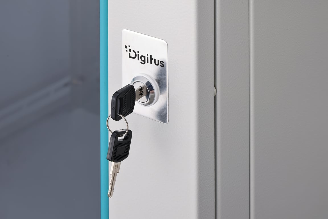 Digitus Obudowa naścienna z serii Dynamic-N - 600x600 mm (WxD), niezamontowana