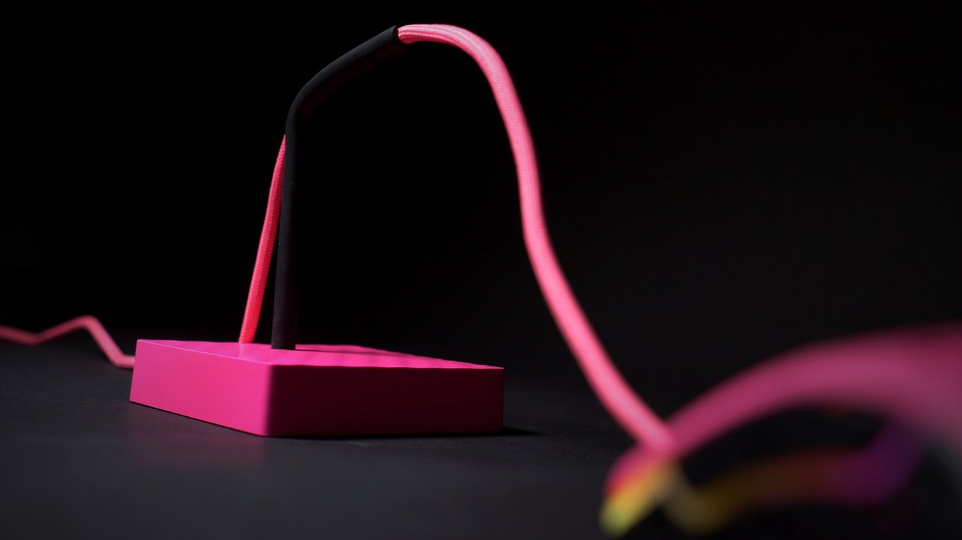 CHERRY XTRFY B4 Biurko Uchwyt na kabel Różowy 1 szt.