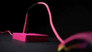 CHERRY XTRFY B4 Biurko Uchwyt na kabel Różowy 1 szt.