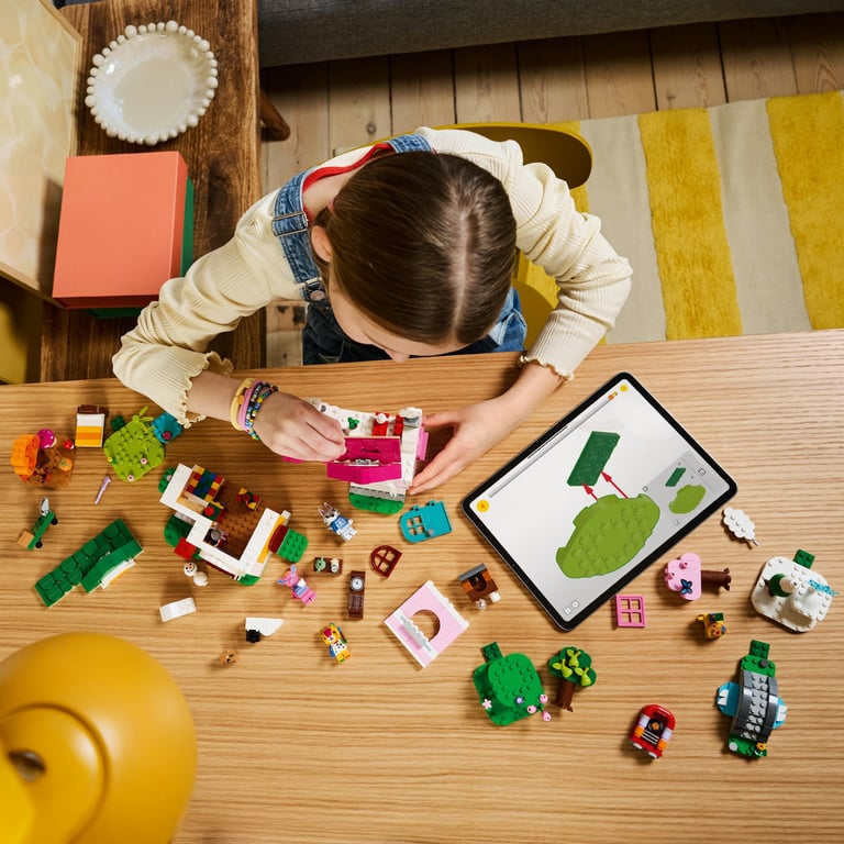 фото Блоковий конструктор LEGO Animal Crossing Творчі будинки: сезони розваг (77057)