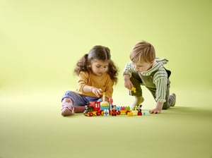 LEGO DUPLO Disney Urodzinowy pociąg myszek Miki i Minnie