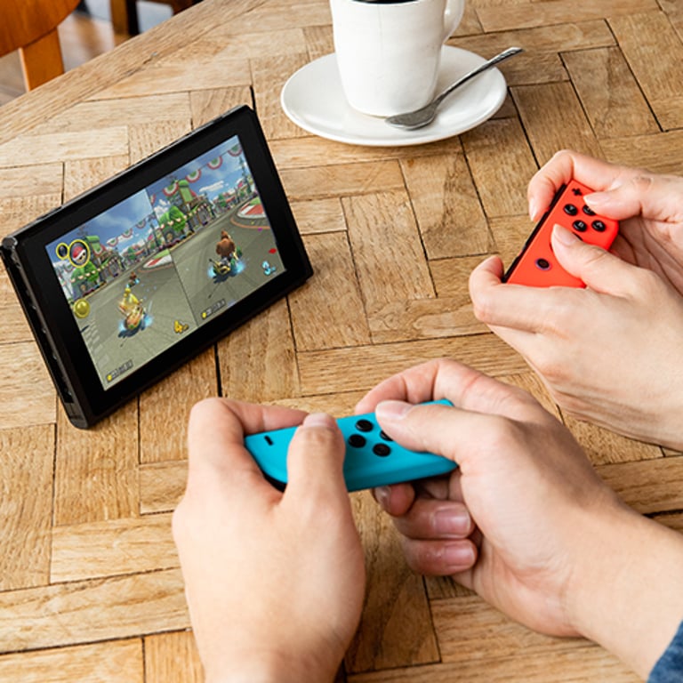ニンテンドー SWITCH Nintendo 10002207 Nintendo Switch Neon-Rot / Neon-Blau