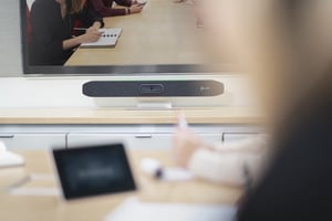 HP Poly Zestaw soundbara wideo all-in-one Poly Studio X50 z kontrolerem TC8