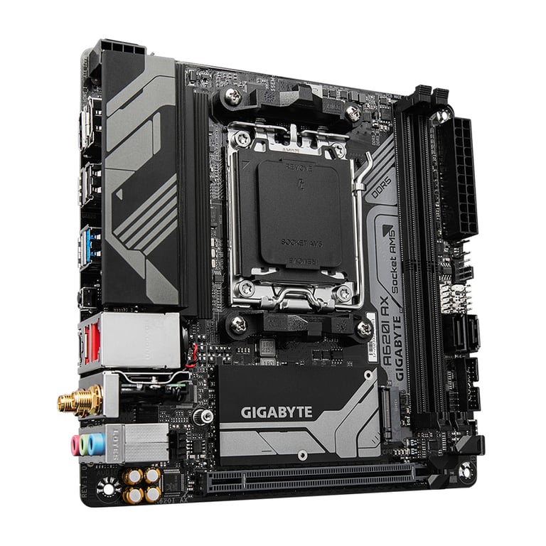 фото Материнська плата Gigabyte A620I AX