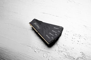 Kingston Technology FURY Beast 32GB 3600MT/s DDR4 CL18 DIMM Black