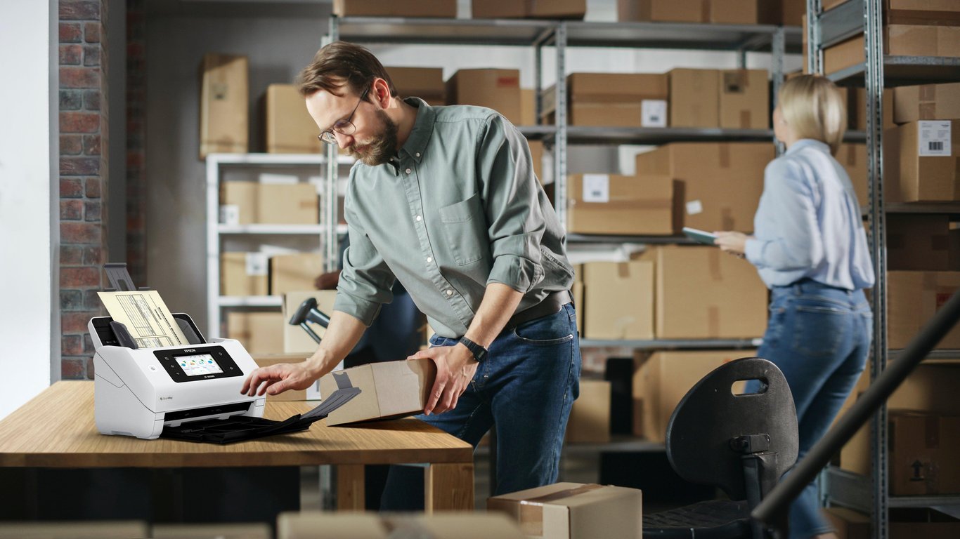 фото Сканер Epson WorkForce DS-800WN (B11B275401)