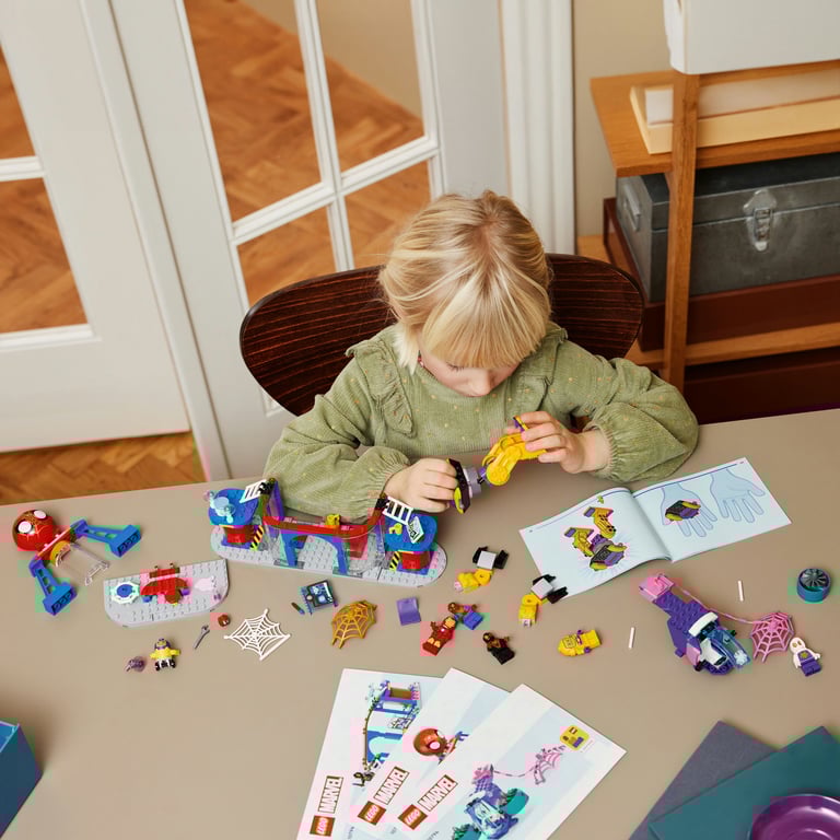 фото Блоковий конструктор LEGO Marvel Павутинна штаб-квартира команди Павука (10794)