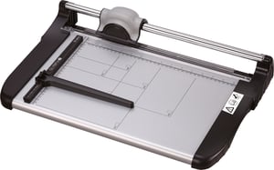 Olympia TR 3615 paper cutter, 39 cm, 15 sheets.