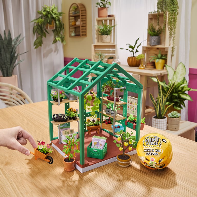 Miniverse Spaces Starter Pack Greenhouse