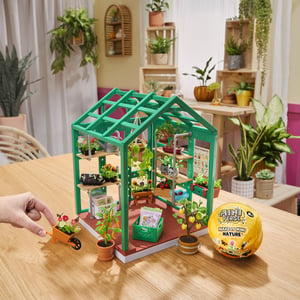 Miniverse Spaces Starter Pack Greenhouse