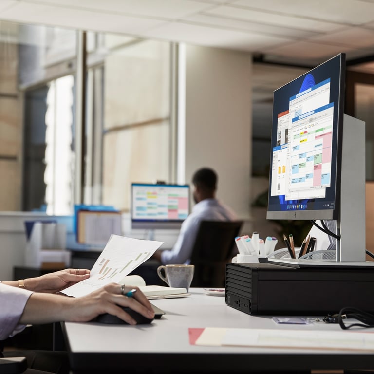 HP Pro Small Form Factor 400 G9 Desktop PC Intel® Core™ i7