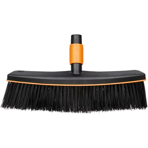 Fiskars 1001416 Besen aus Kunststoff, schwarz, orange