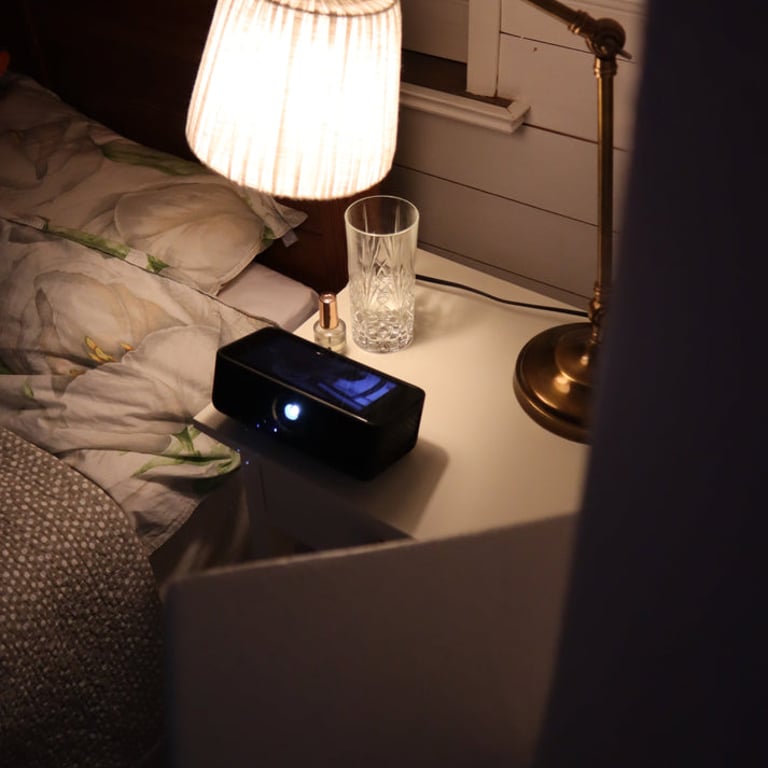 фото Мультимедійний проектор Estelle One (EST-001-BLK)