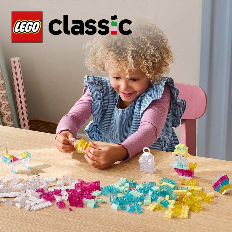 LEGO Classic Magiczny zestaw z przezroczystymi klockami