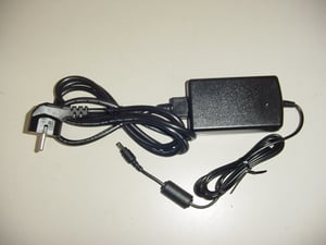 Elo Touch Solutions E571601 Netzteil/Wechselrichter für den Innenbereich, 50 W, schwarz