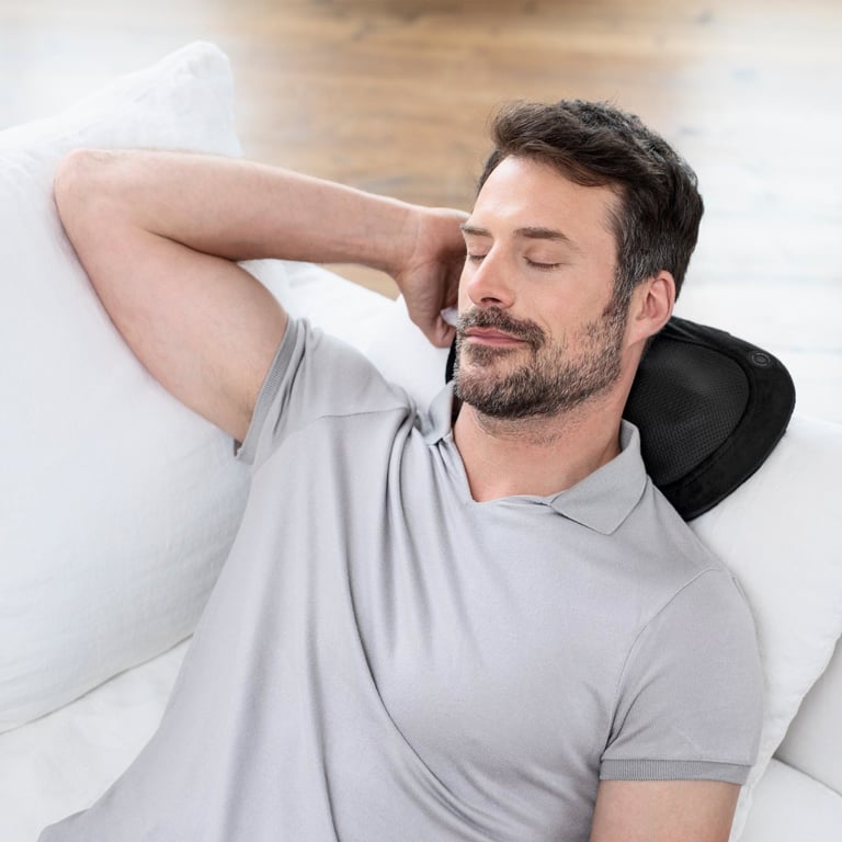 фото Масажна подушка Medisana MC 200