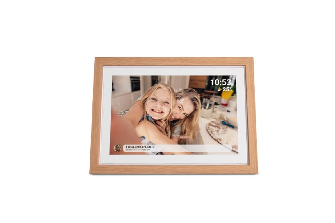 фото Цифровая рамка Kodak PFF-1040LW 1