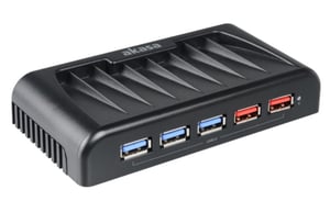 Akasa Connect 7 EX 5000 Mbit/s Schwarz