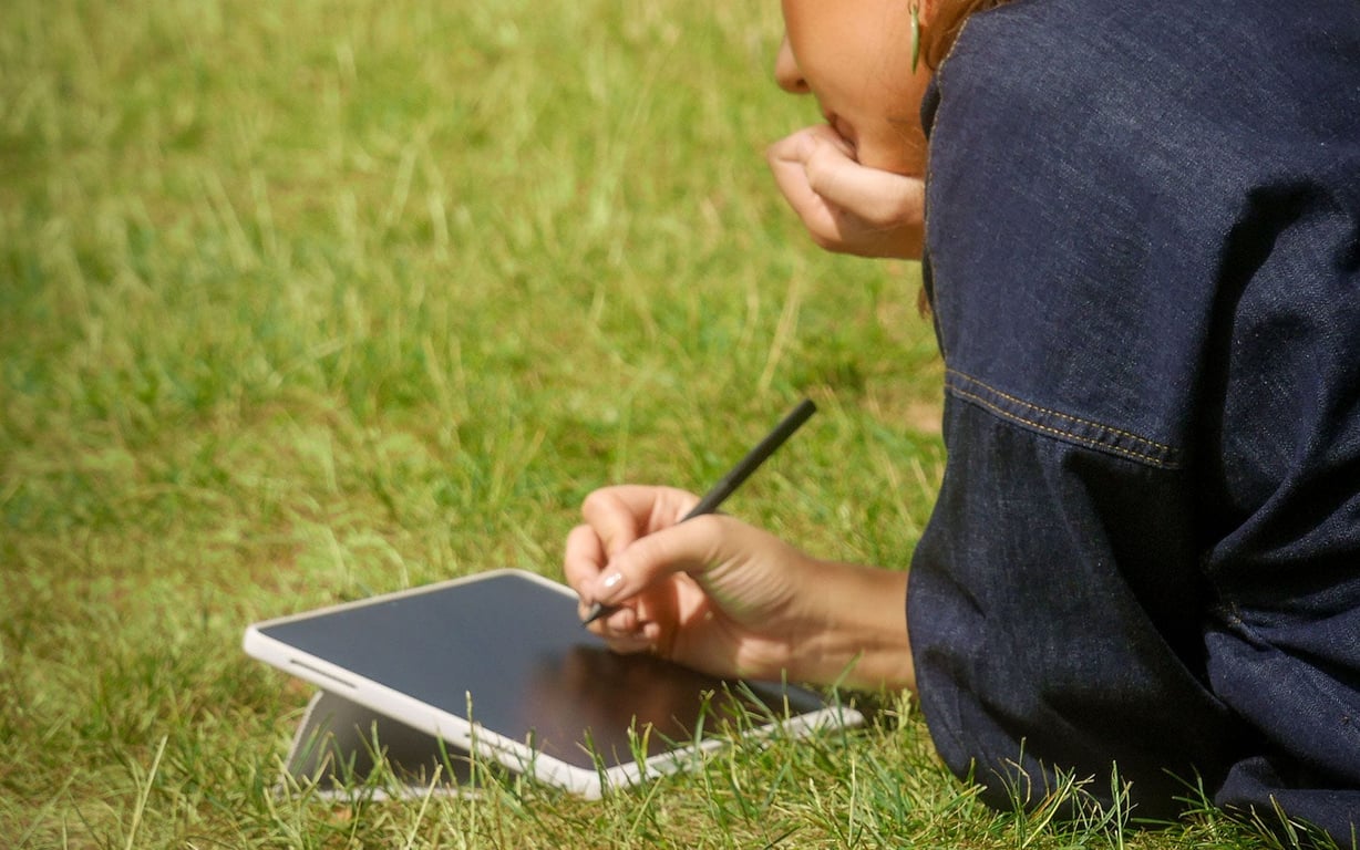 Wacom MOVINKPAD 11IN CASE WITH STAND Etui