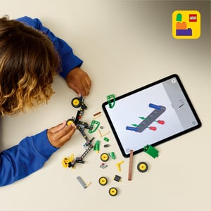 LEGO Technic Harwester kołowy John Deere 1470H
