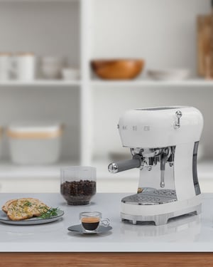 Smeg ECF02WHEU ekspres do kawy Ręczny Ekspres do espresso 1,1 l
