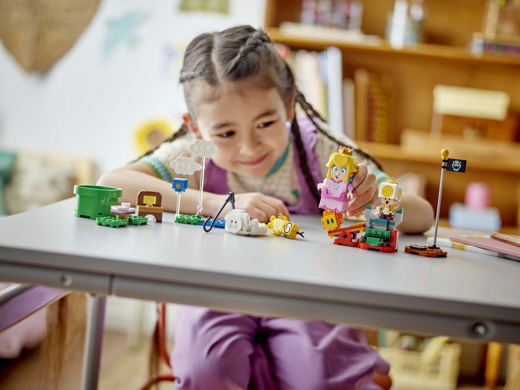 LEGO Super Mario Przygody z interaktywną figurką ® Peach™