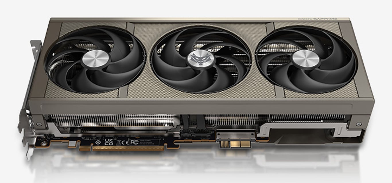 фото Видеокарта Sapphire Nitro+ RX 9070 XT 16G (11348-08-20G) 3