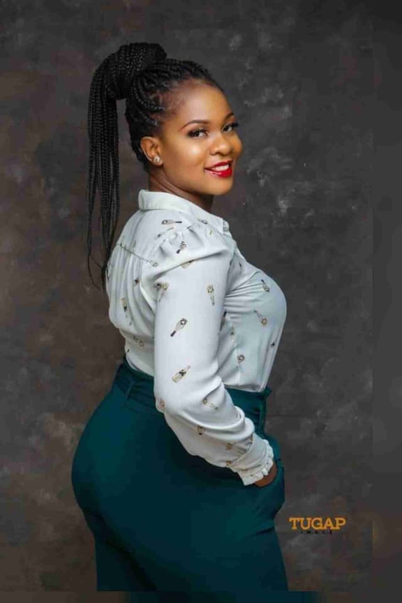 Evelynbhaire.base.eth avatar