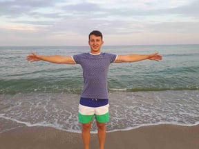 Vladyslav 🎩base.eth avatar