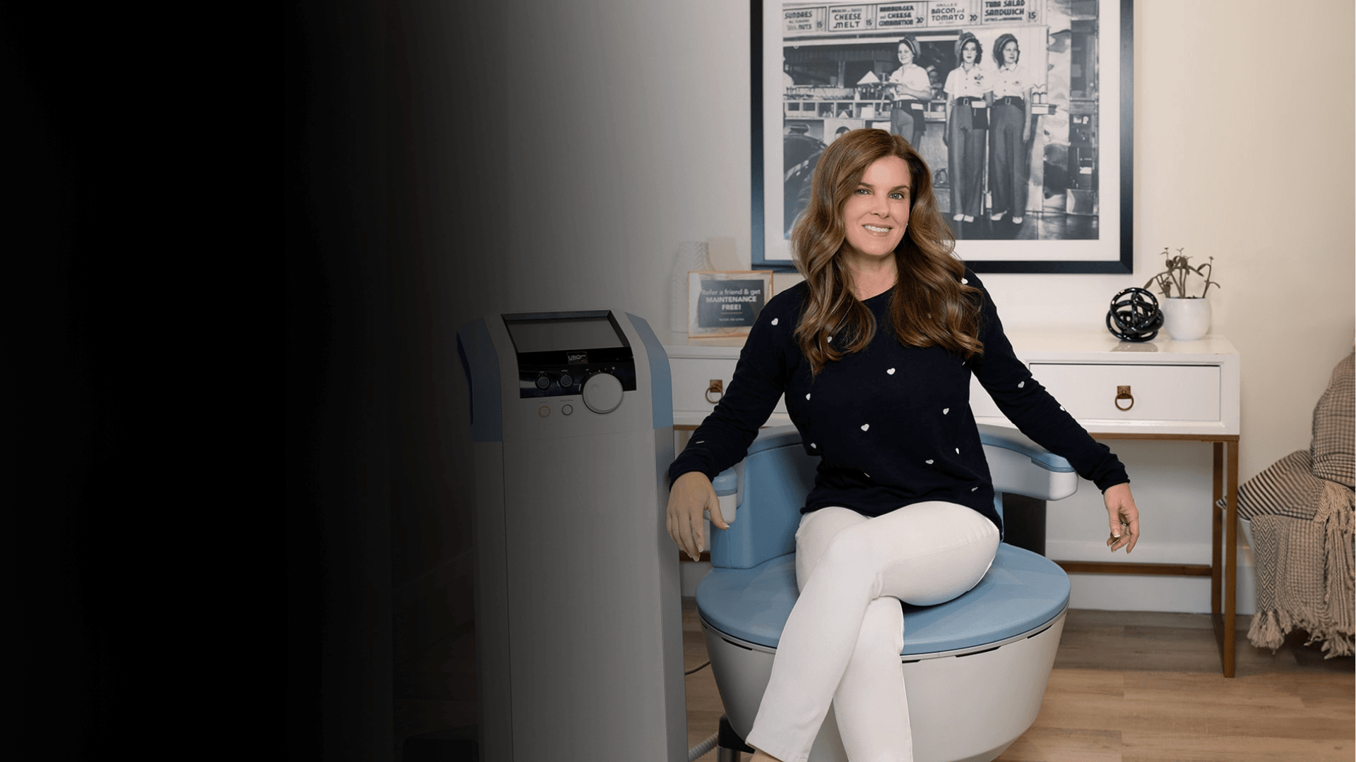 Pelvic floor strengthening with UROSPOT®—30 minutes of non-invasive bladder leak care guided by pelvic floor experts