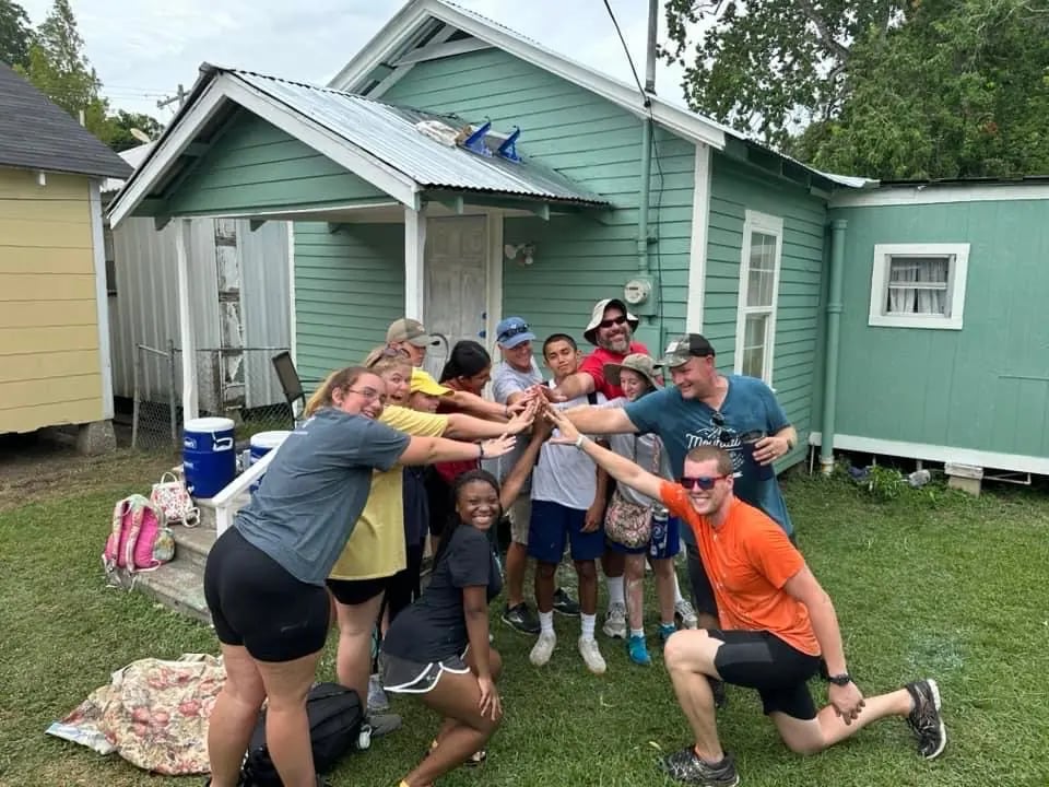 Community at New Iberia Church of Christ