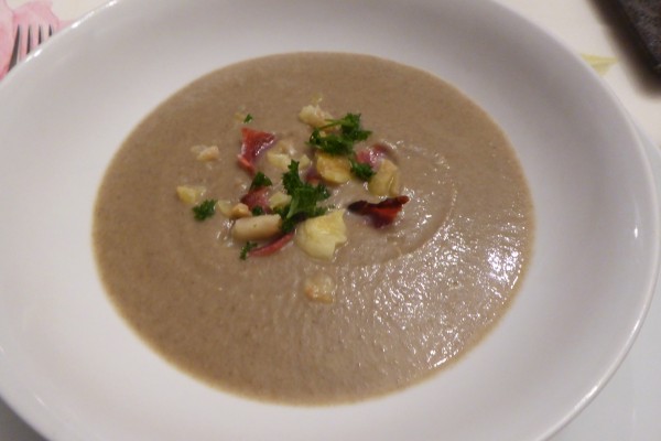 Velouté de champignons aux châtaignes