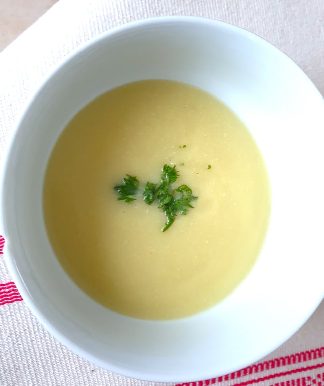 Velouté de courgettes au parmesan chaud ou froid