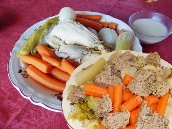 Poule au pot sauce suprême